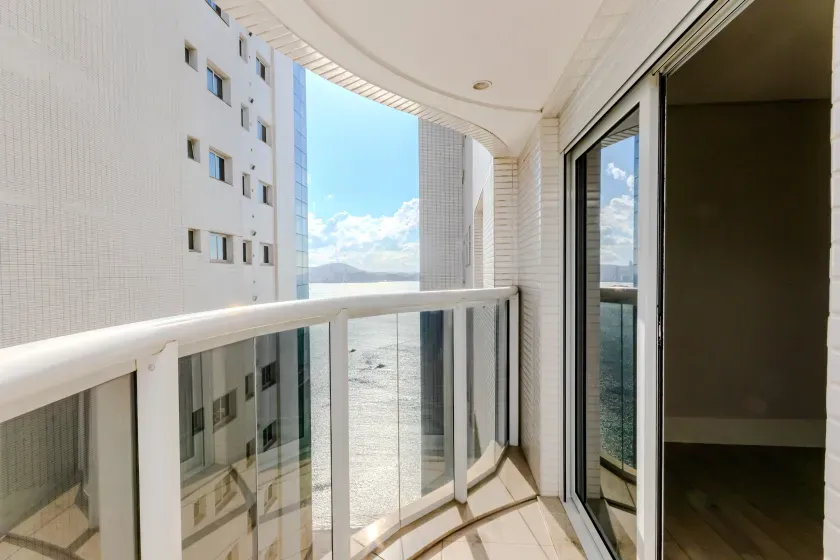 Apartamento frente mar com 4 suítes e 4 vagas de garagem em Balneário Camboriú — foto 27