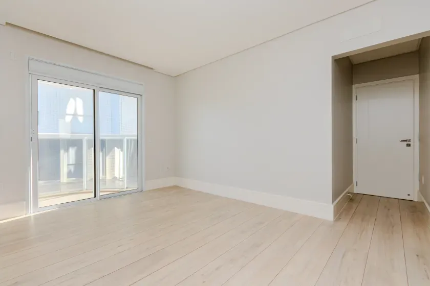 Apartamento frente mar com 4 suítes e 4 vagas de garagem em Balneário Camboriú — foto 20