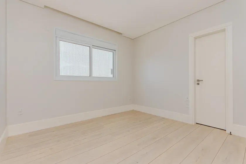 Apartamento frente mar com 4 suítes e 4 vagas de garagem em Balneário Camboriú — foto 15