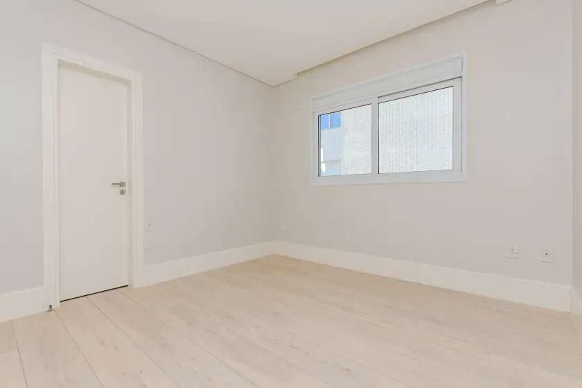 Apartamento frente mar com 4 suítes e 4 vagas de garagem em Balneário Camboriú — foto 13