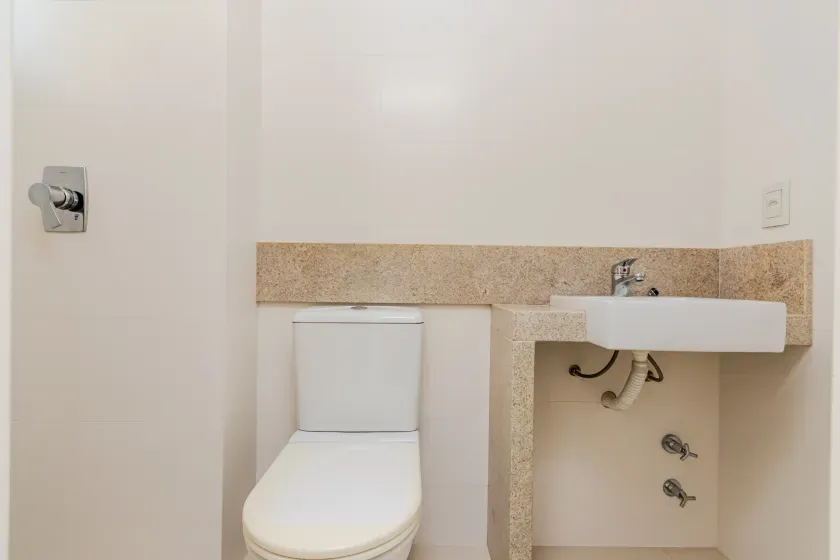 Apartamento frente mar com 4 suítes e 4 vagas de garagem em Balneário Camboriú — foto 26