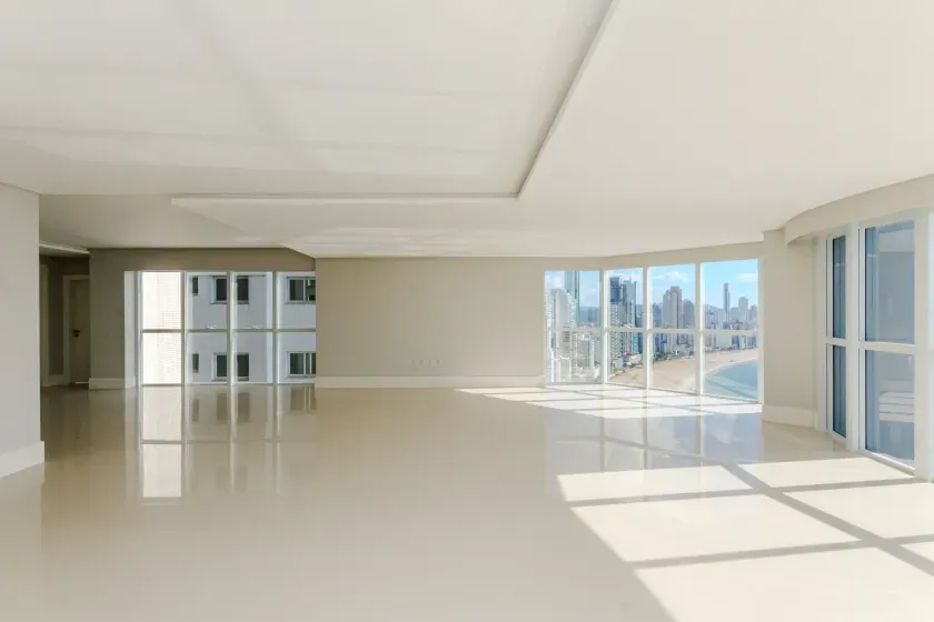 Apartamento frente mar com 4 suítes e 4 vagas de garagem em Balneário Camboriú — foto 6