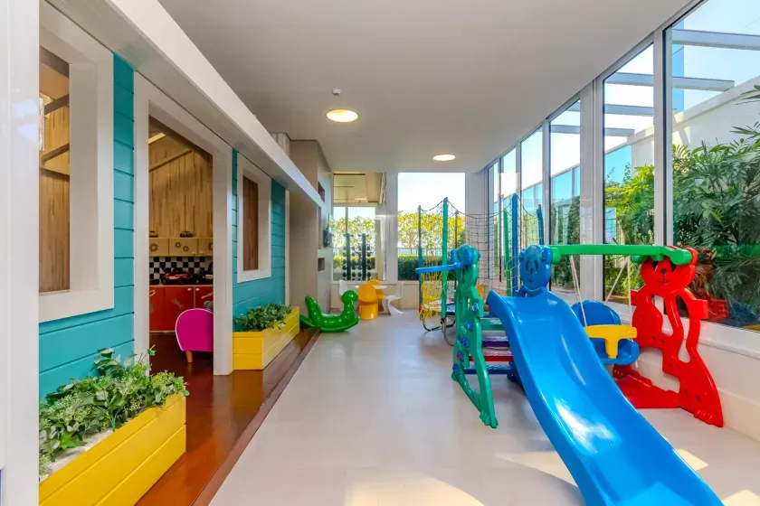 Apartamento frente mar com 4 suítes e 4 vagas de garagem em Balneário Camboriú — foto 36