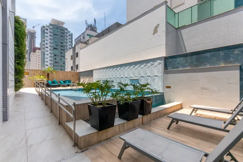 Apartamento com 4 dormitórios sendo 2 suítes e 2 vagas de garagem em Balneário Camboriú — foto 21