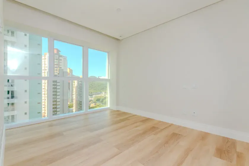 Apartamento com 3 suítes e 3 vagas de garagem em Balneário Camboriú — foto 20
