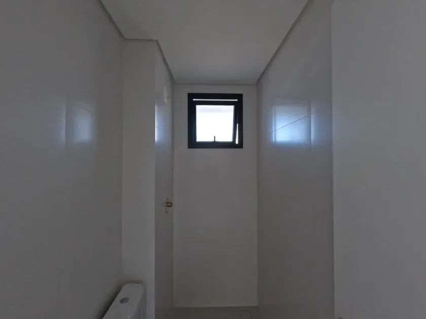Apartamento com 2 dormitórios sendo 1 suíte e 2 vagas de garagem na Praia Brava/SC — foto 10