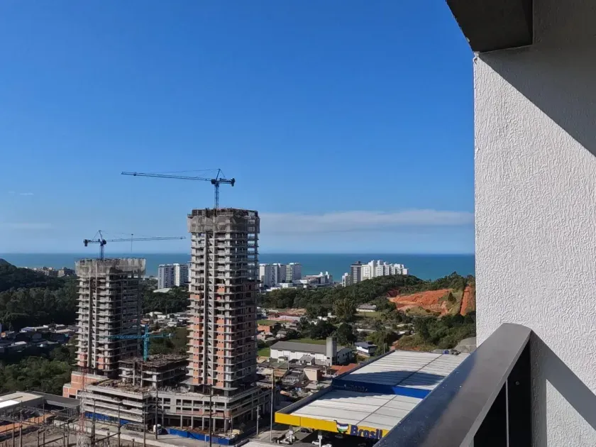 Apartamento com 2 dormitórios sendo 1 suíte e 2 vagas de garagem na Praia Brava/SC — foto 14