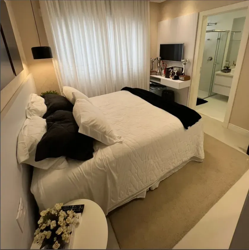 Apartamento mobiliado frente mar com 4 suítes e 3 vagas na Avenida Atlântica em Balneário Camboriú — foto 13