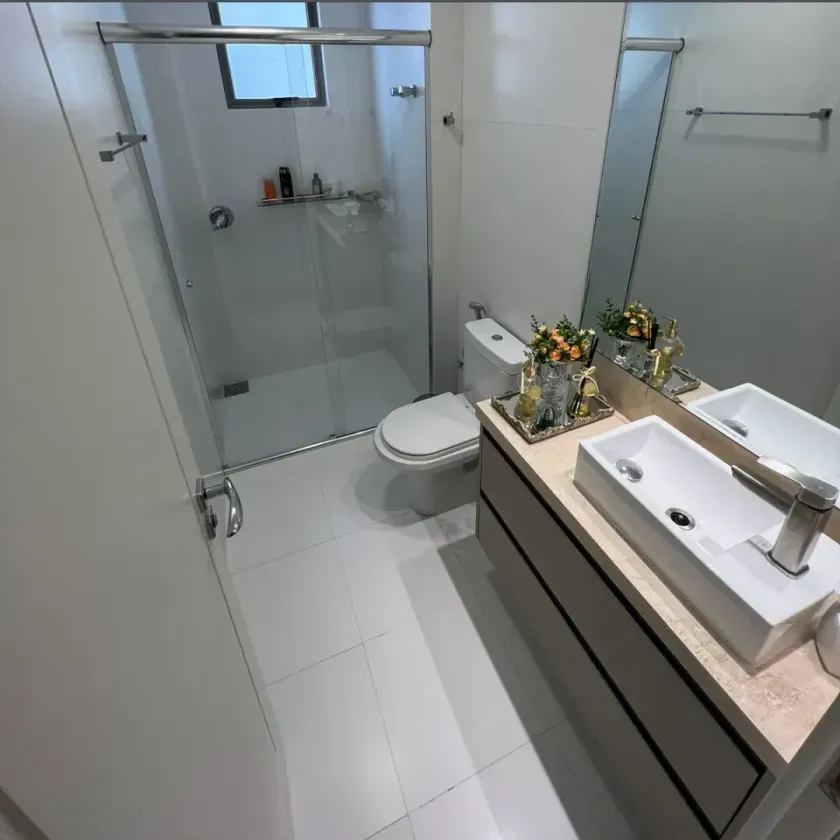 Apartamento mobiliado frente mar com 4 suítes e 3 vagas na Avenida Atlântica em Balneário Camboriú — foto 20