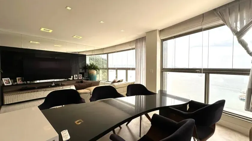 Apartamento mobiliado frente mar com 4 suítes e 3 vagas em Balneário Camboriú — foto 6