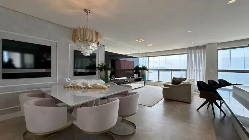 Apartamento mobiliado frente mar com 4 suítes e 3 vagas em Balneário Camboriú — foto 12