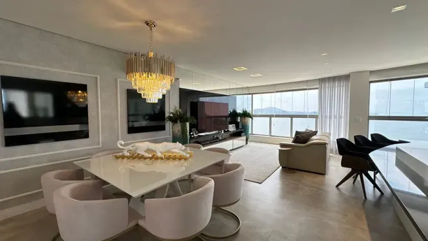 Apartamento mobiliado frente mar com 4 suítes e 3 vagas em Balneário Camboriú — foto 16