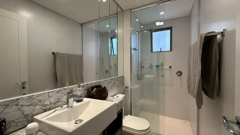 Apartamento mobiliado frente mar com 4 suítes e 3 vagas em Balneário Camboriú — foto 25