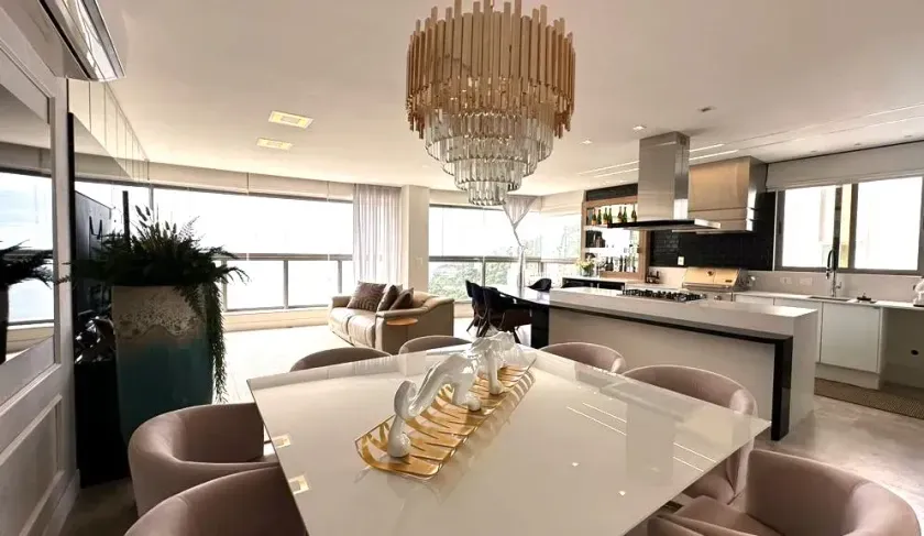 Apartamento mobiliado frente mar com 4 suítes e 3 vagas em Balneário Camboriú — foto 30