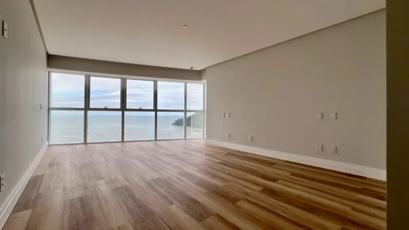 Apartamento frente mar com 4 suítes e 4 vagas de garagem em Balneário Camboriú — foto 7