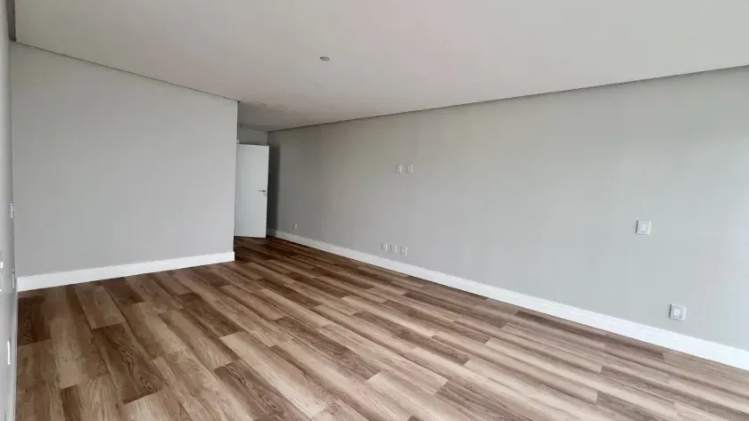 Apartamento frente mar com 4 suítes e 4 vagas de garagem em Balneário Camboriú — foto 8