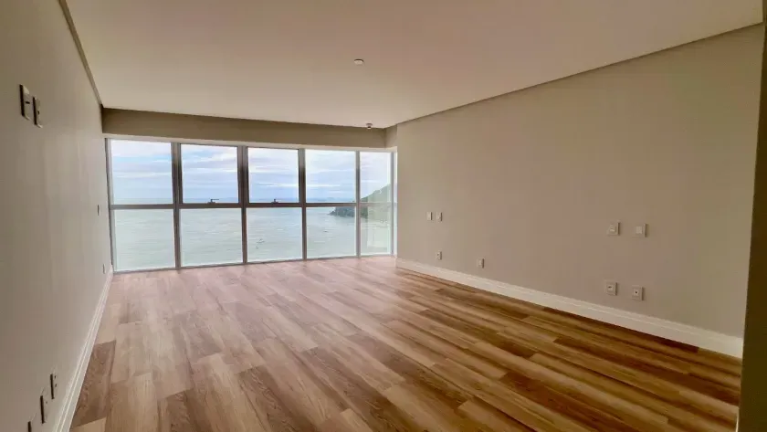 Apartamento frente mar com 4 suítes e 4 vagas de garagem em Balneário Camboriú — foto 12