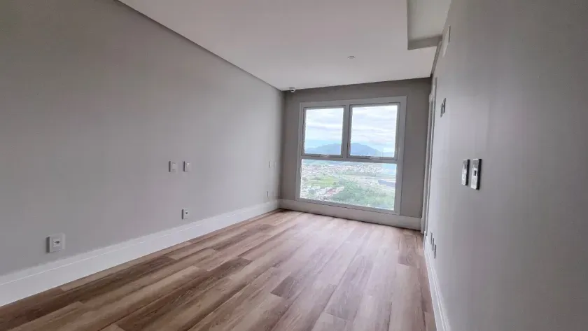 Apartamento frente mar com 4 suítes e 4 vagas de garagem em Balneário Camboriú — foto 18