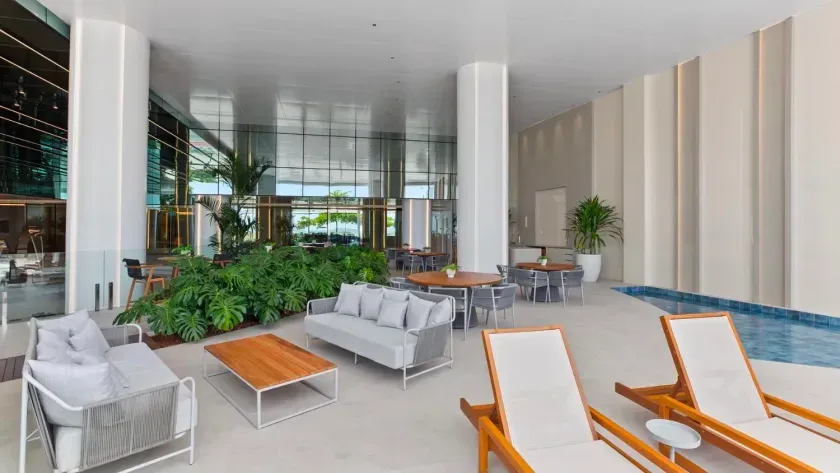 Apartamento frente mar com 4 suítes e 4 vagas de garagem em Balneário Camboriú — foto 54