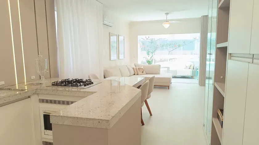 Apartamento com 3 dormitórios sendo 2 suítes e 1 vaga de garagem  Centro, Balneário Camboriú/SC — foto 5