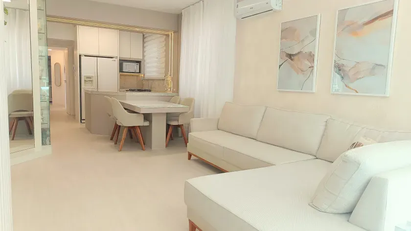 Apartamento com 3 dormitórios sendo 2 suítes e 1 vaga de garagem  Centro, Balneário Camboriú/SC — foto 3