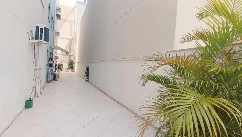Apartamento com 3 dormitórios sendo 2 suítes e 1 vaga de garagem  Centro, Balneário Camboriú/SC — foto 35