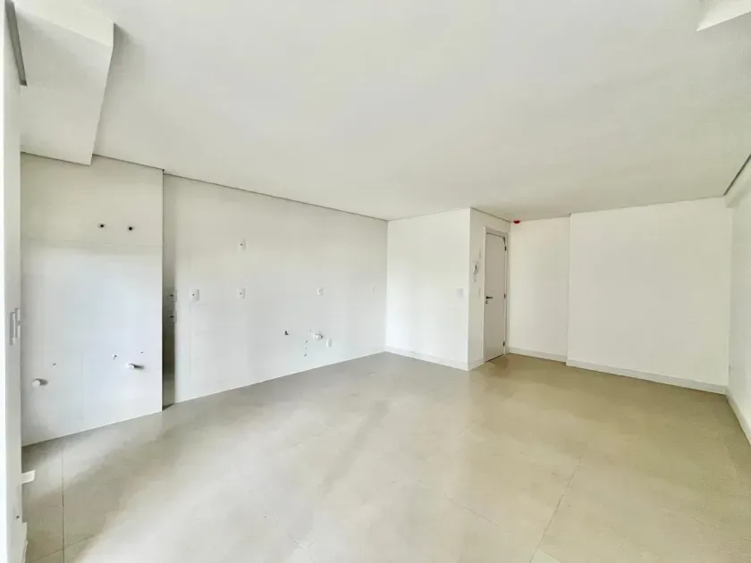 Apartamento sem mobilia com 2 dormitórios sendo 1 suítes e 1 vagas de garagem em Itajaí — foto 2