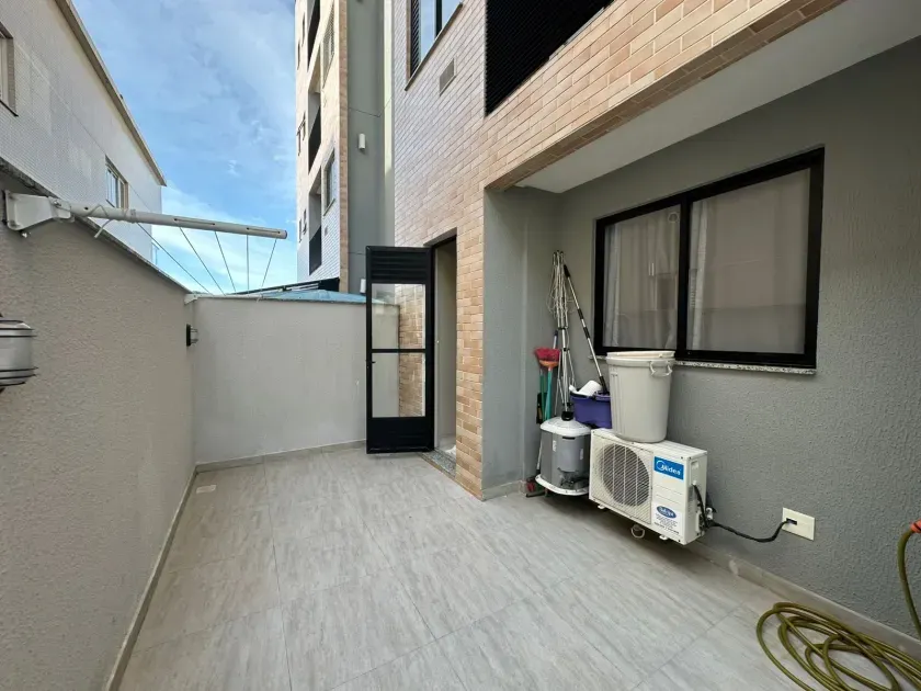 Apartamento alto padrão com 2 dormitórios sendo 1 suíte e 2 vagas - Nações | Balneário Camboriú/SC — foto 22