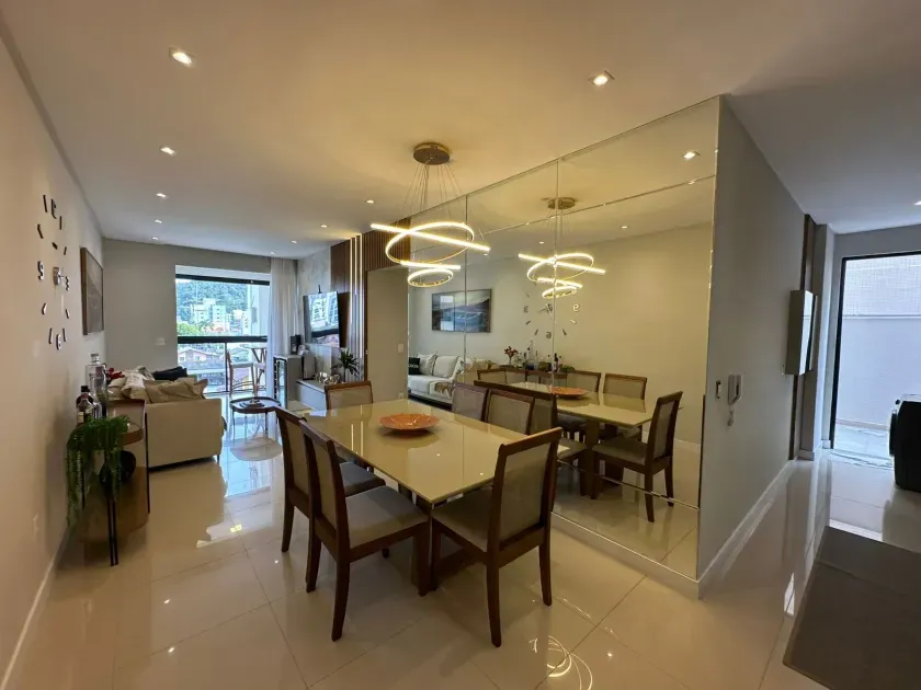 Apartamento alto padrão com 2 dormitórios sendo 1 suíte e 2 vagas - Nações | Balneário Camboriú/SC — foto 2