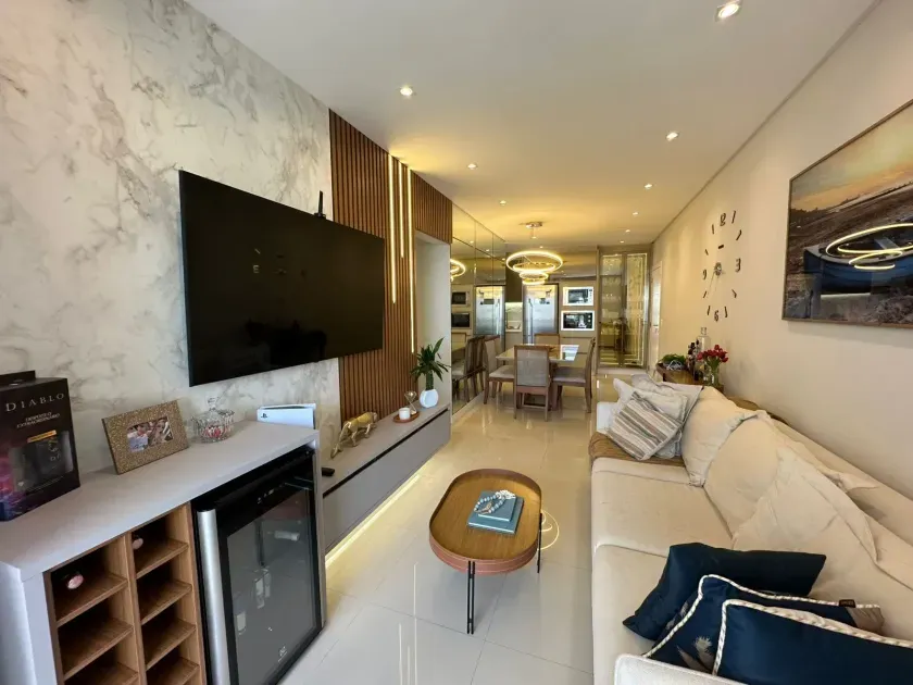 Apartamento alto padrão com 2 dormitórios sendo 1 suíte e 2 vagas - Nações | Balneário Camboriú/SC — foto 3