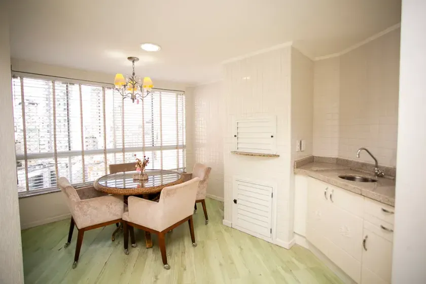 Apartamento com 2 dormitórios sendo 1 suíte e 1 vaga de garagem - Balneário Camboriú/SC — foto 6