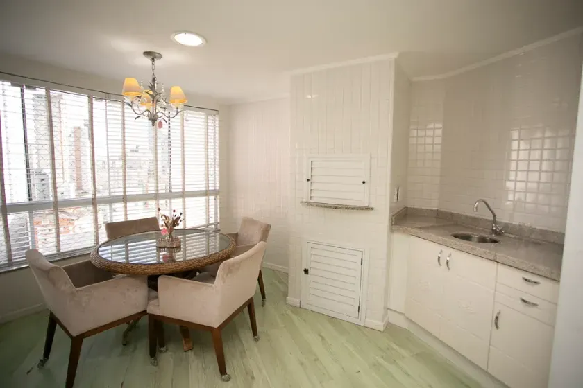 Apartamento com 2 dormitórios sendo 1 suíte e 1 vaga de garagem - Balneário Camboriú/SC — foto 7