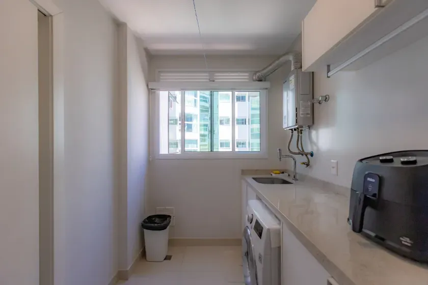 Apartamento frente mar pronto pra morar! Com 3 suítes e 4 vagas de garagem na Praia Brava - Itajaí — foto 48