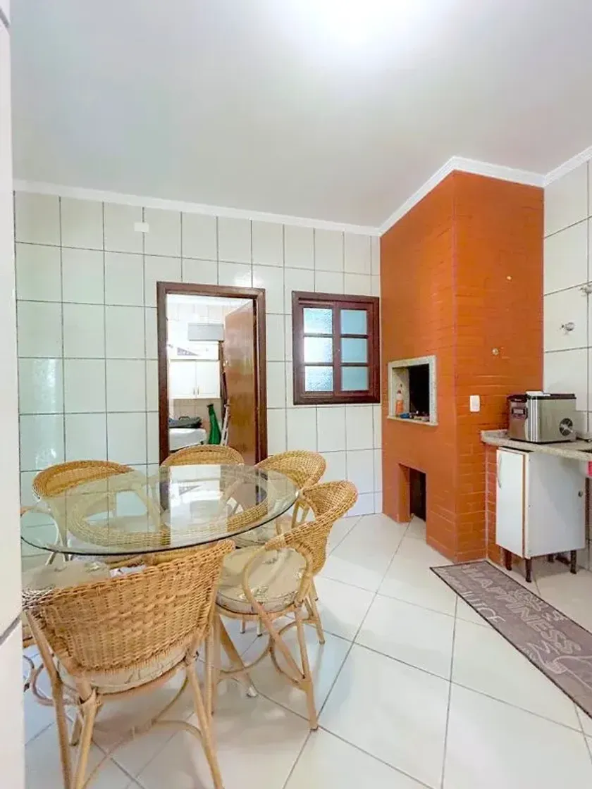 Casa com 3 dormitórios sendo1 suíte piscina e 2 vagas - Praia de Taquaras, Balneário Camboriú/SC — foto 26