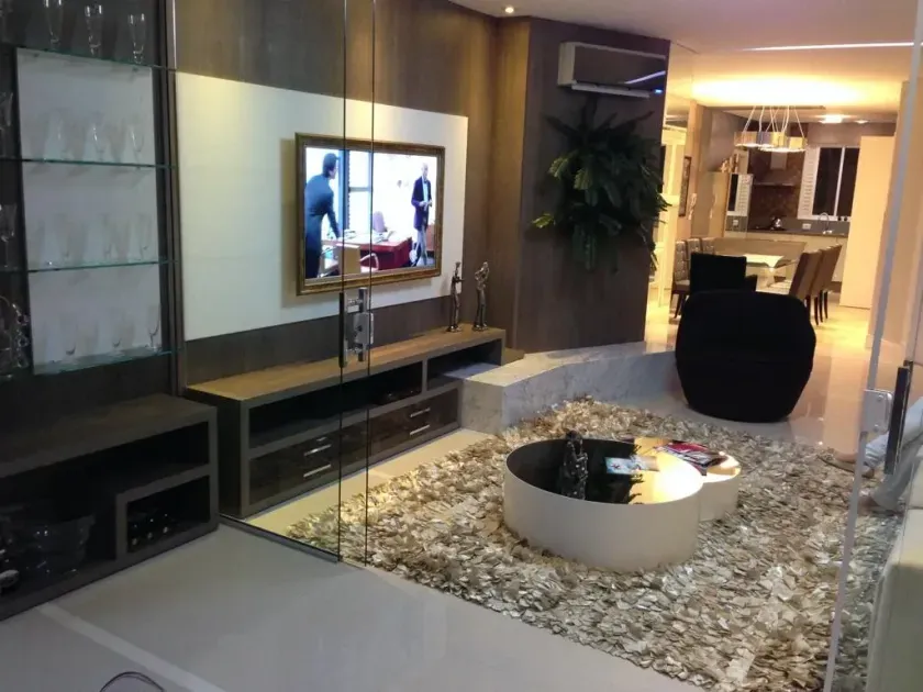 Apartamento no centro de BC com 3 suites e 2 vagas de garagem