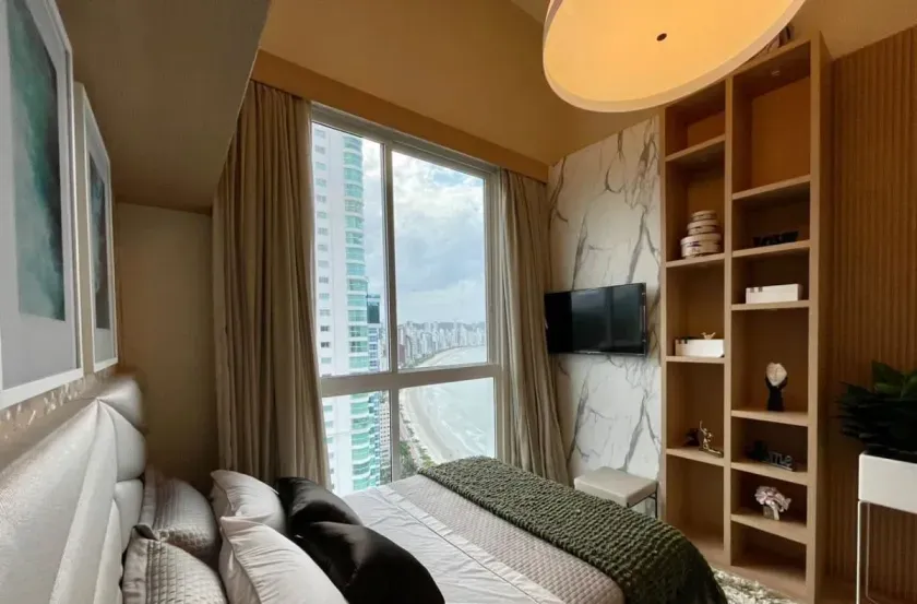 Cobertura Triplex frente mar com 7 suítes e 6 vagas de garagem em Balneário Camboriú — foto 5