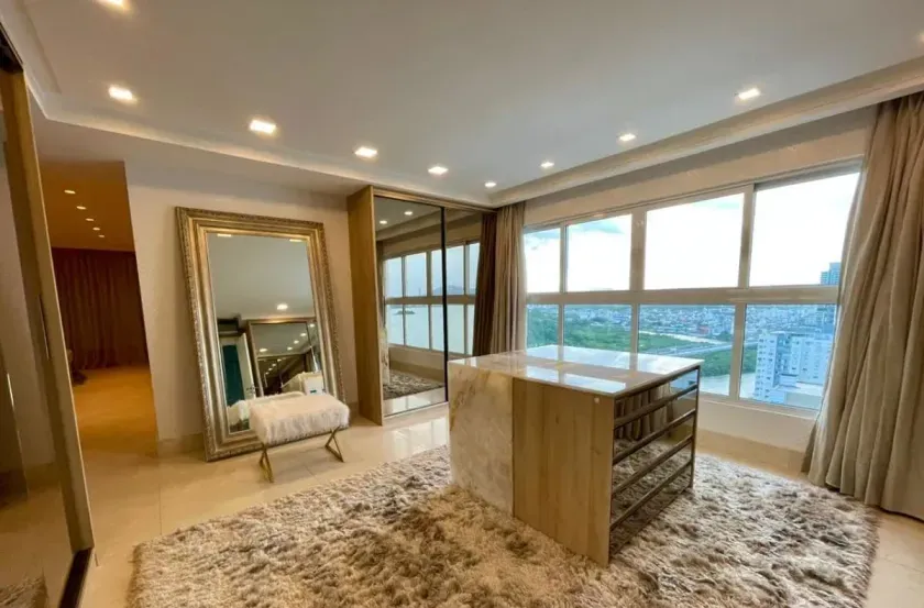 Cobertura Triplex frente mar com 7 suítes e 6 vagas de garagem em Balneário Camboriú — foto 20
