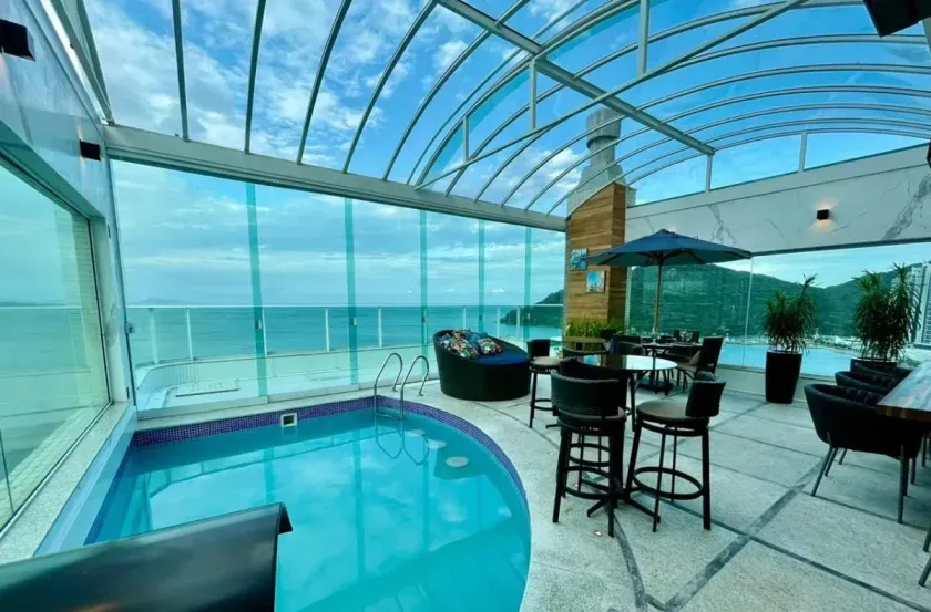 Cobertura Triplex frente mar com 7 suítes e 6 vagas de garagem em Balneário Camboriú — foto 22