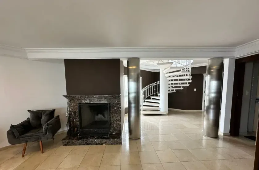 Cobertura Duplex com 5 dormitórios sendo 4 suítes e 4 vagas de garagem em Balneário Camboriú — foto 16