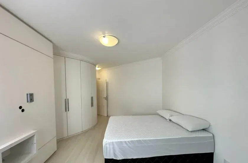 Cobertura Duplex com 5 dormitórios sendo 4 suítes e 4 vagas de garagem em Balneário Camboriú — foto 19