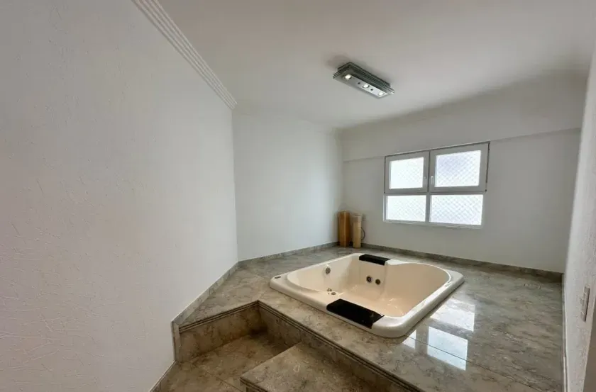 Cobertura Duplex com 5 dormitórios sendo 4 suítes e 4 vagas de garagem em Balneário Camboriú — foto 8