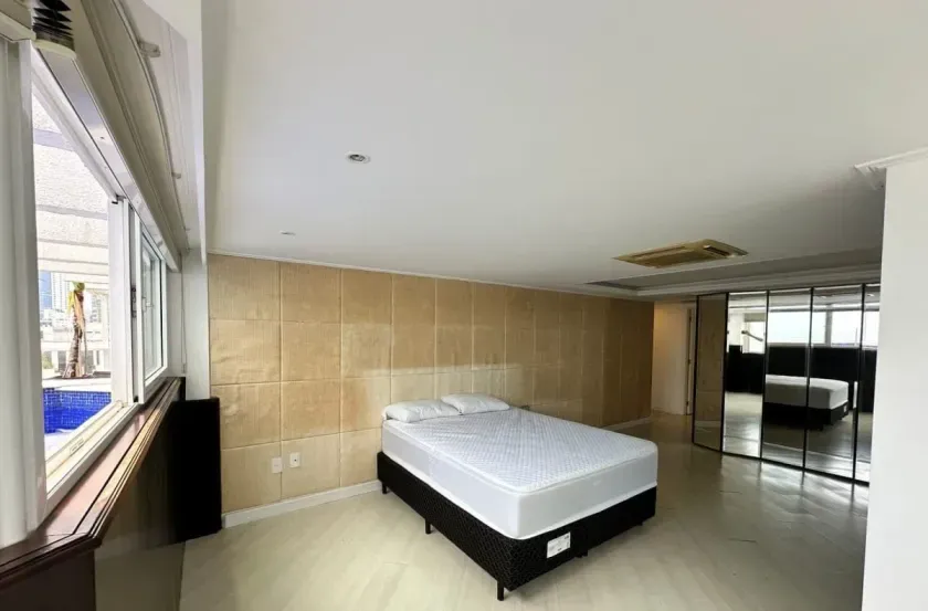 Cobertura Duplex com 5 dormitórios sendo 4 suítes e 4 vagas de garagem em Balneário Camboriú — foto 6