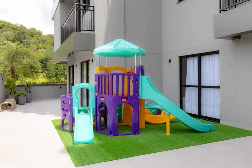 Apartamento semi-mobiliado com 2 suítes e 2 vagas de garagem na Praia dos Amores — foto 41