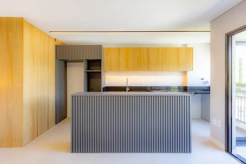Apartamento semi-mobiliado com 2 suítes e 2 vagas de garagem na Praia dos Amores — foto 7