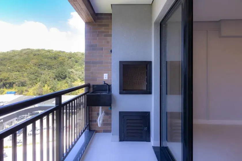 Apartamento semi-mobiliado com 2 suítes e 2 vagas de garagem na Praia dos Amores — foto 14