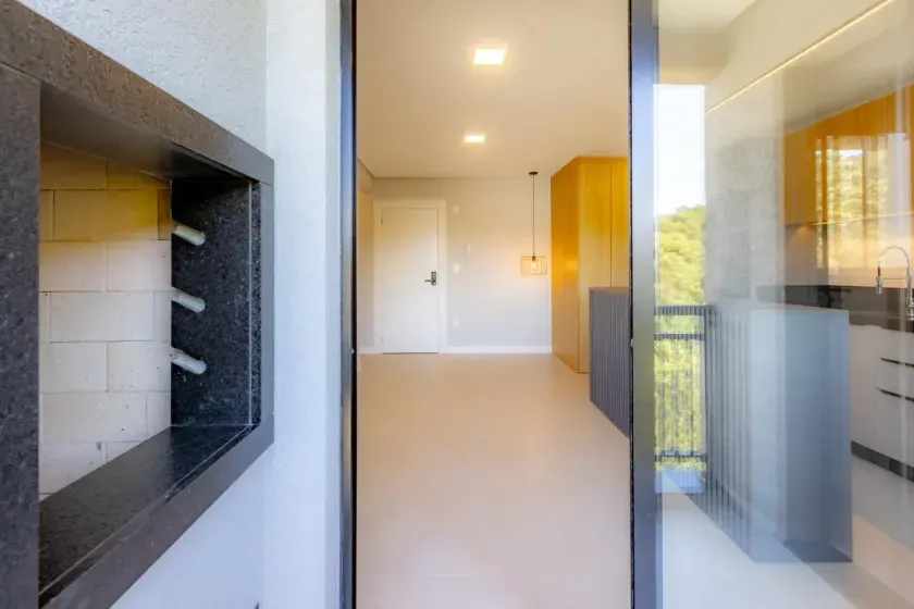 Apartamento semi-mobiliado com 2 suítes e 2 vagas de garagem na Praia dos Amores — foto 15