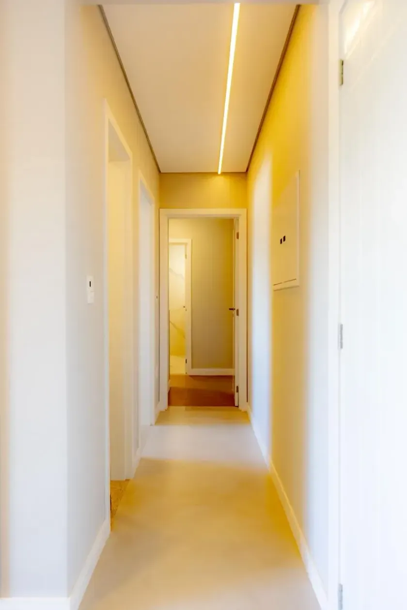 Apartamento semi-mobiliado com 2 suítes e 2 vagas de garagem na Praia dos Amores — foto 18