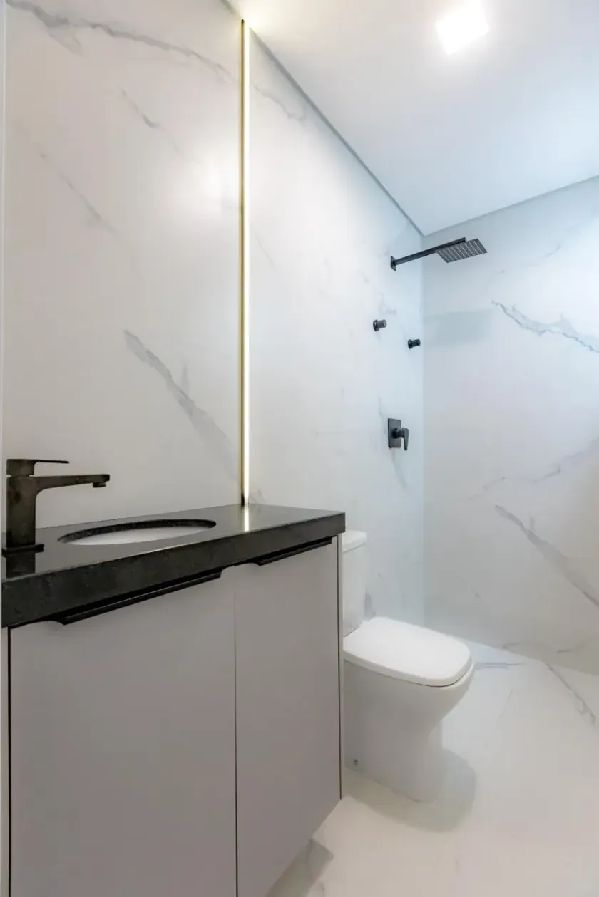 Apartamento semi-mobiliado com 2 suítes e 2 vagas de garagem na Praia dos Amores — foto 24