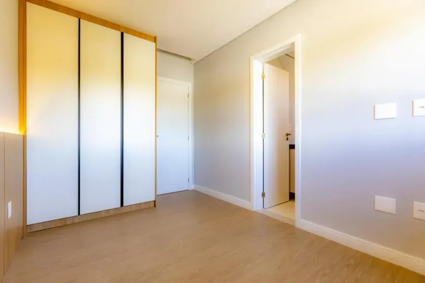 Apartamento semi-mobiliado com 2 suítes e 2 vagas de garagem na Praia dos Amores — foto 28
