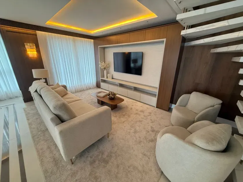 Cobertura duplex com 4 suítes e 2 vagas de garagem - Balneário Camboriú/SC